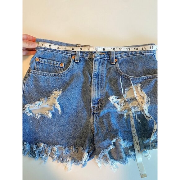 Levi’s Denim Shorts - Picture 2 of 9